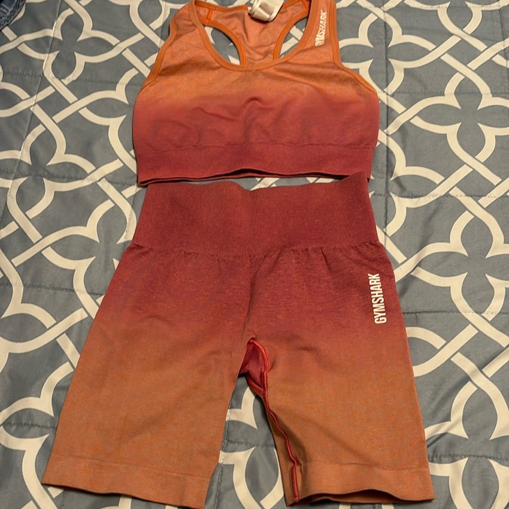 Gym shark shorts and sports bra set size small